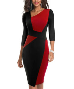 une femme avec la Robe chic graphique rouge & noire