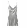 Robe argentée dos nu drapée