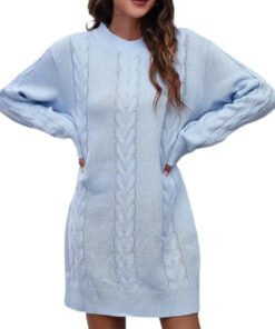 Robe pull bleu pastel torsadée